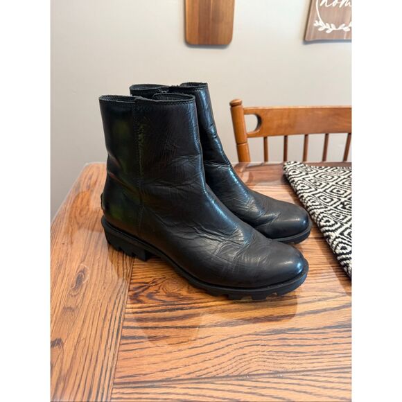 Sorel Phoenix Black Leather Round Toe Waterproof Side Zip Ankle Boots Size 10 - Picture 1 of 6